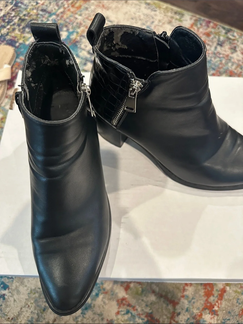 Black Womens Ankle Boots with Croc-Textured Heel size 8.5